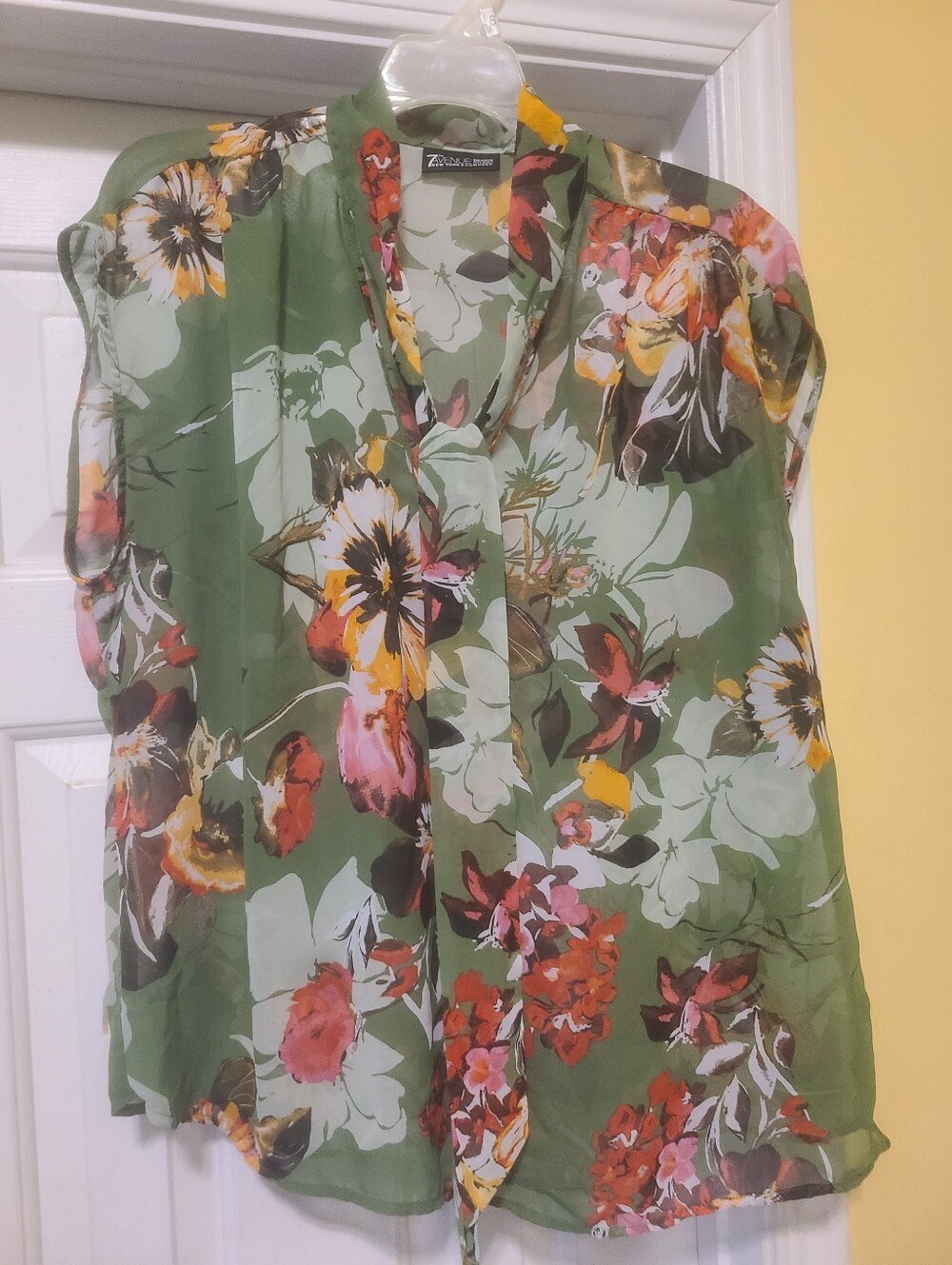 New York & conpany Bow Blouse